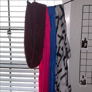 4 pack of scarves